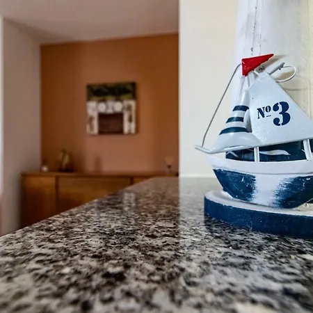 The Lighthouse * Lagoa (Algarve)